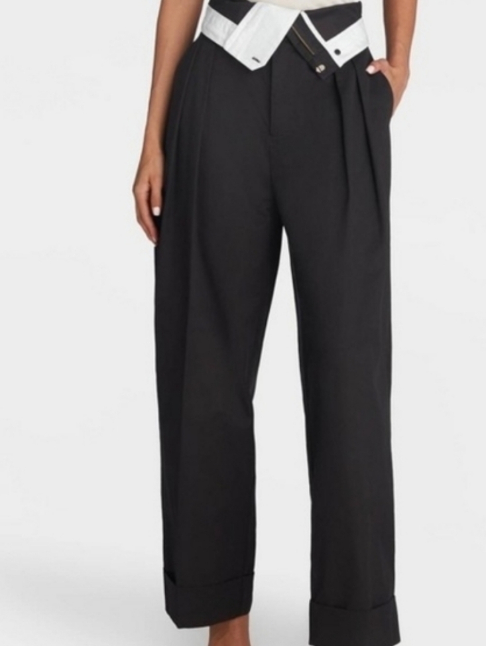 Tailored Black High-Waist Pleated Trousers